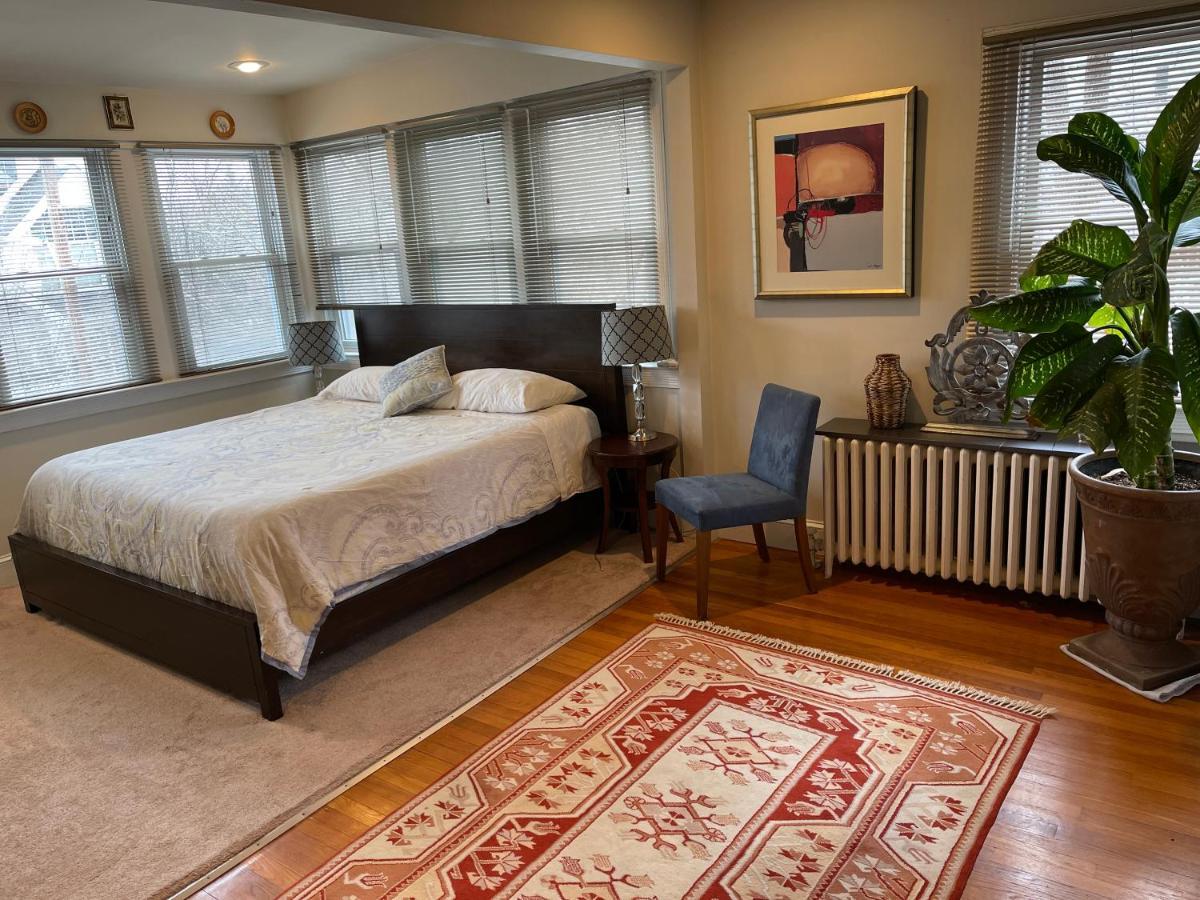 Deluxe King Master Suite Washington Exterior photo